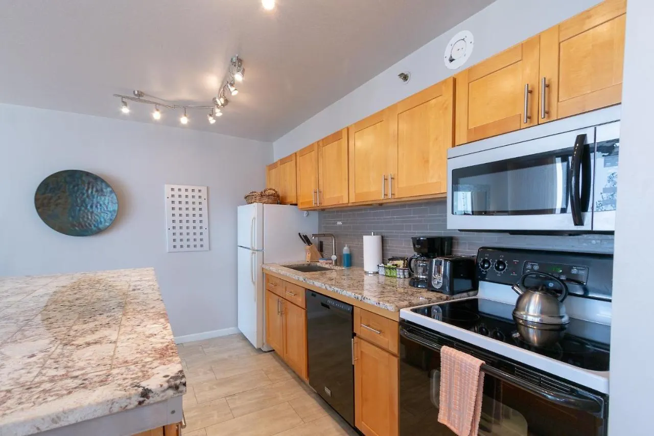 High Level Waikiki Condo - Enjoy Ocean Views From Your Private Lanai! Condo Honolulu 0*,