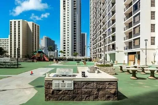 High Level Waikiki Condo - Enjoy Ocean Views From Your Private Lanai! Condo Honolulu