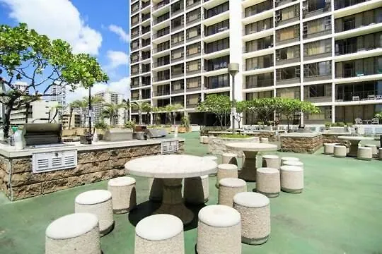 High Level Waikiki Condo - Enjoy Ocean Views From Your Private Lanai! Condo هونولولو شقة